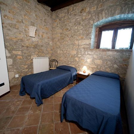 Agriturismo Sant'Agata Пиана дели Албанези Стая снимка