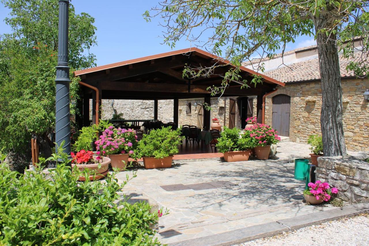 Agriturismo Sant'Agata Guest House Пиана дели Албанези Екстериор снимка