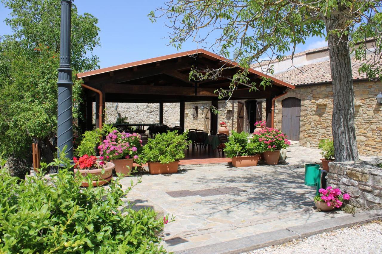 Agriturismo Sant'Agata Пиана дели Албанези Екстериор снимка