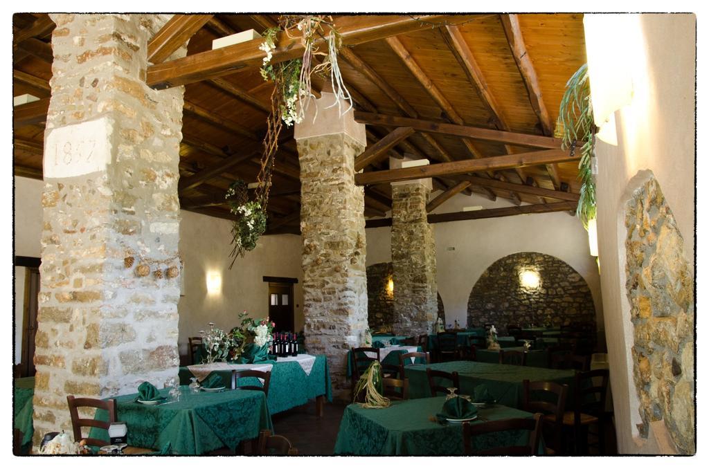 Agriturismo Sant'Agata Пиана дели Албанези Екстериор снимка