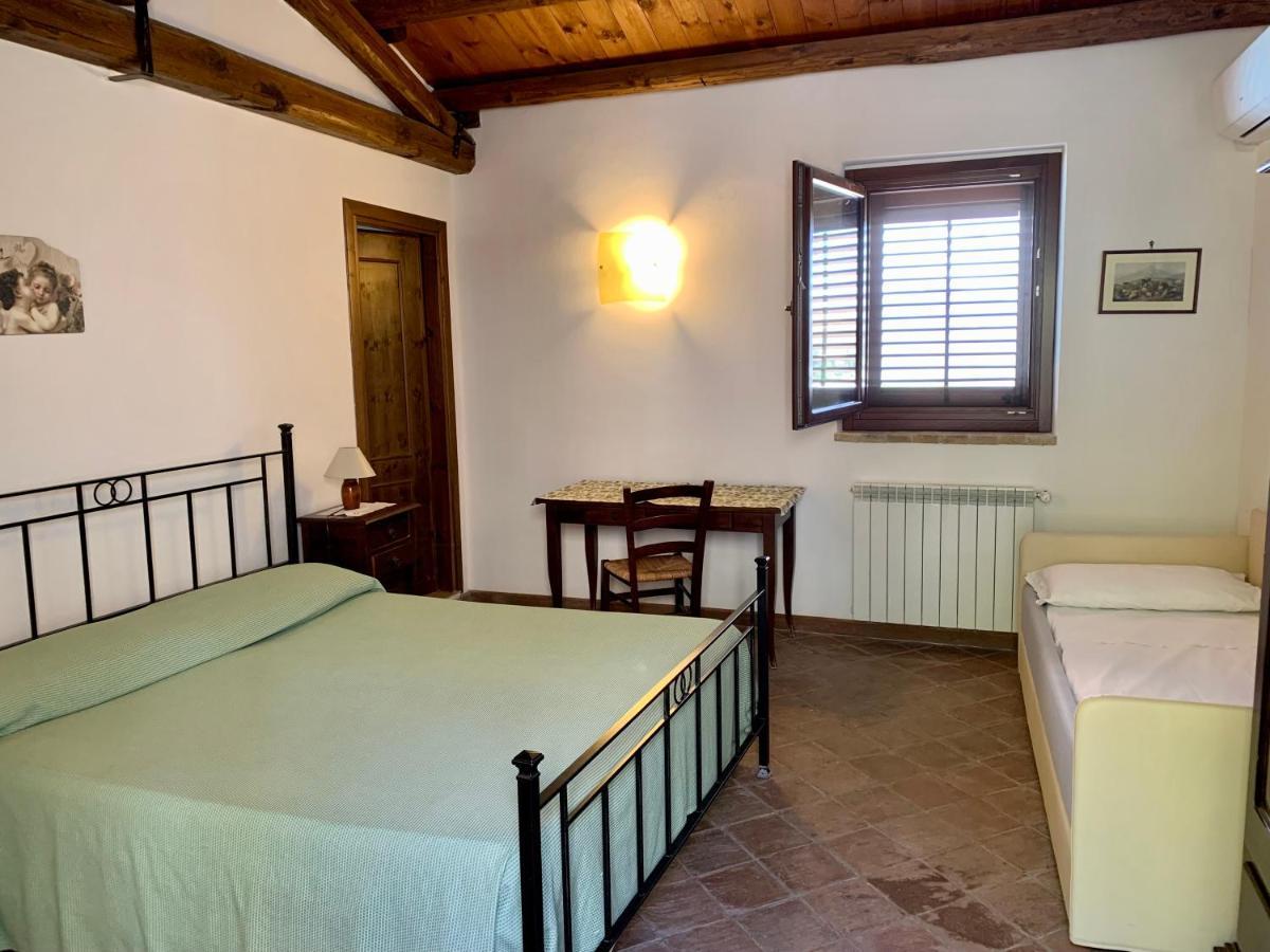 Agriturismo Sant'Agata Пиана дели Албанези Екстериор снимка