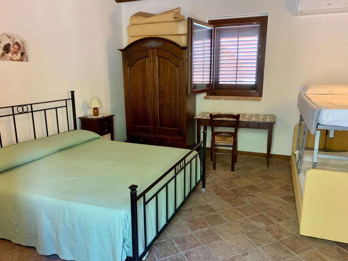 Agriturismo Sant'Agata Пиана дели Албанези Екстериор снимка