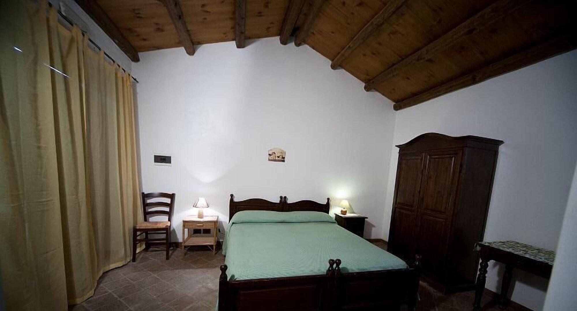 Agriturismo Sant'Agata Пиана дели Албанези Екстериор снимка