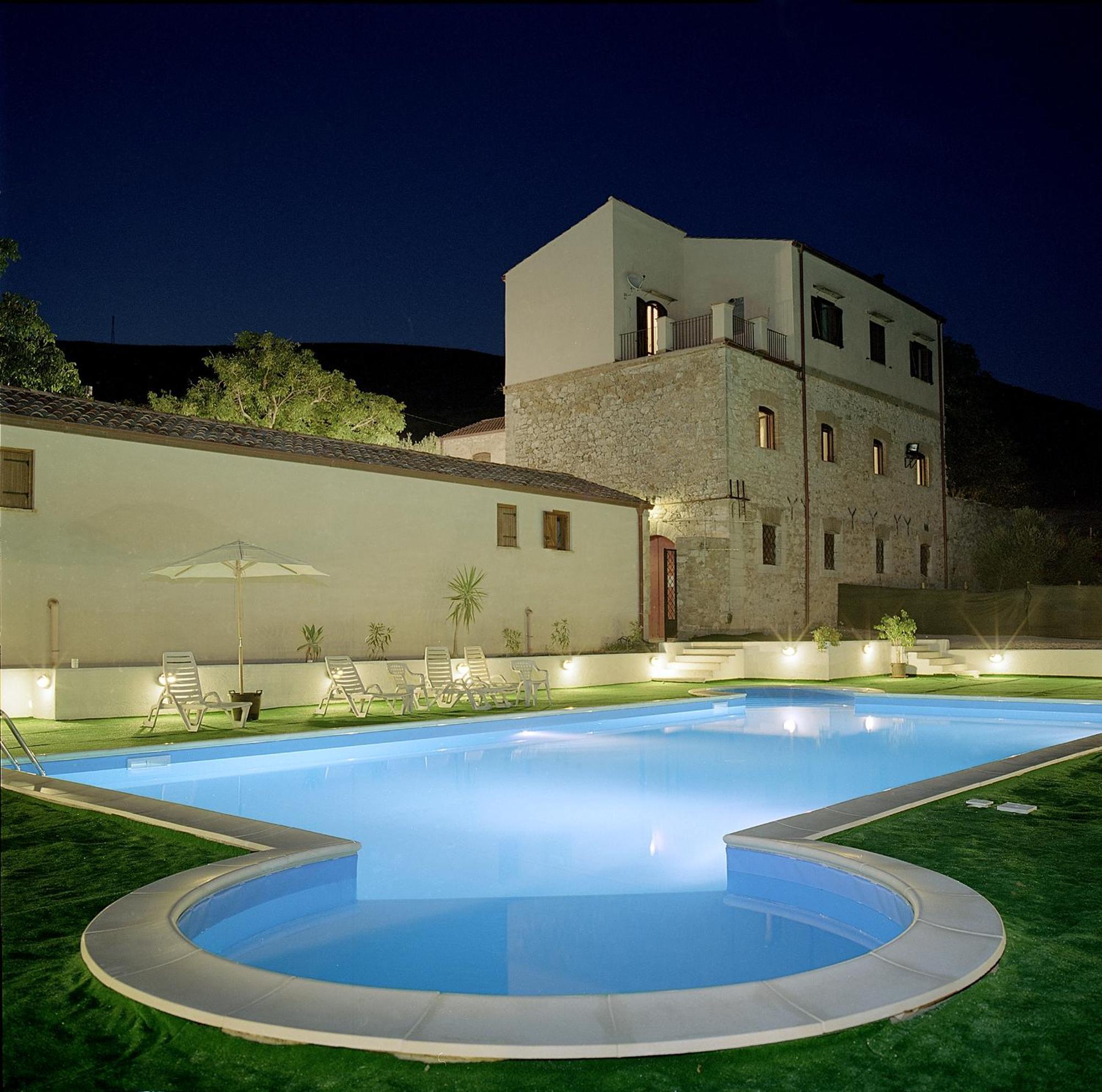 Agriturismo Sant'Agata Пиана дели Албанези Екстериор снимка