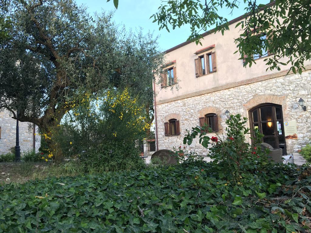 Agriturismo Sant'Agata Пиана дели Албанези Екстериор снимка