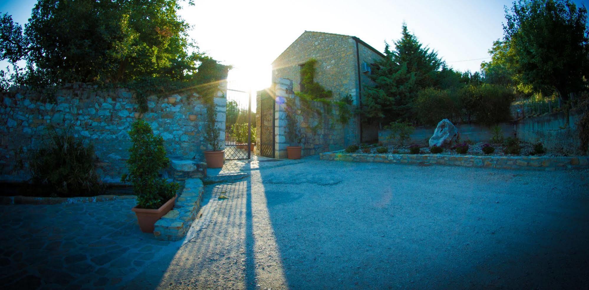 Agriturismo Sant'Agata Пиана дели Албанези Екстериор снимка